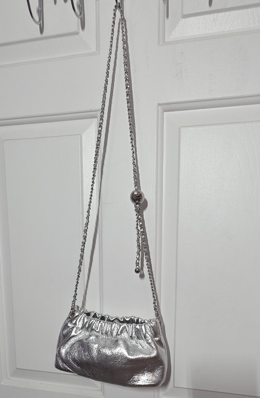 Genuine Leather Silver Metallic Chain-Handle Shoulder Bag - Picture 9 of 14
